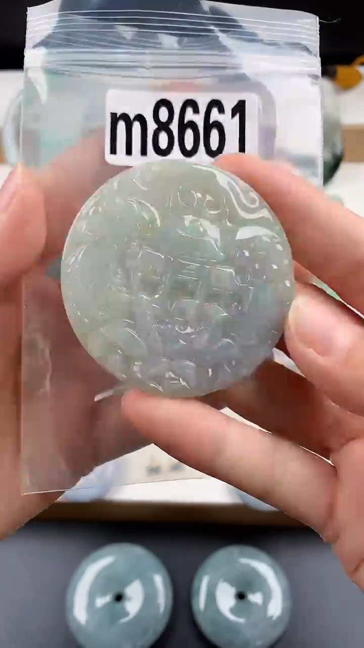 颈饰未镶嵌翡翠天然翡翠吊坠挂件