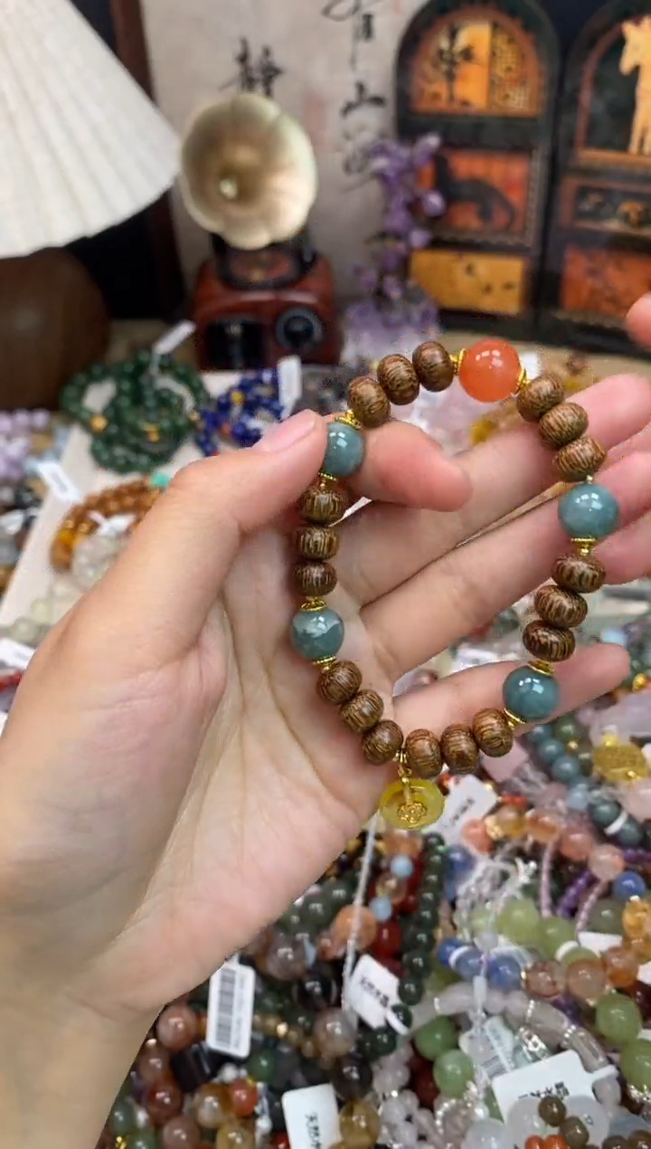 未镶嵌翡翠手饰269