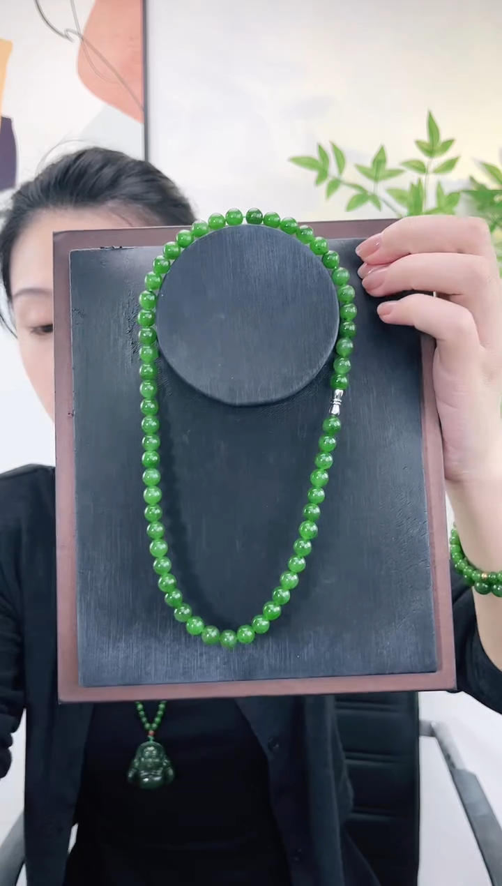 和田玉（碧玉）未镶嵌颈饰碧玉妈妈链 8±mm 有黑点