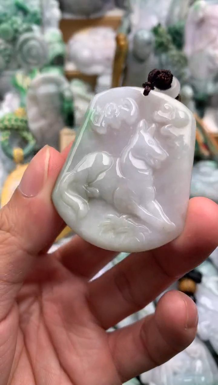吊坠(不含链)未镶嵌翡翠1