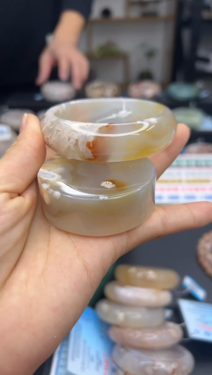 【闪购商品】石英质玉手镯未镶嵌2252(56圈赠送镯心)