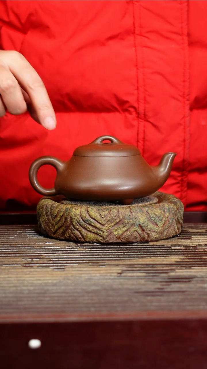 宜兴原矿紫砂壶茶壶宜兴原矿紫砂壶茶壶220C