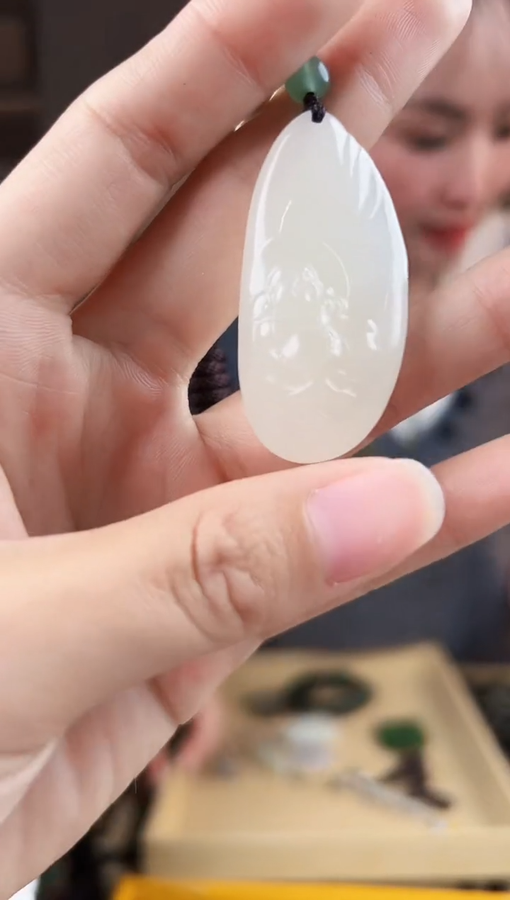 颈饰未镶嵌和田玉拍一发一，多样性发货