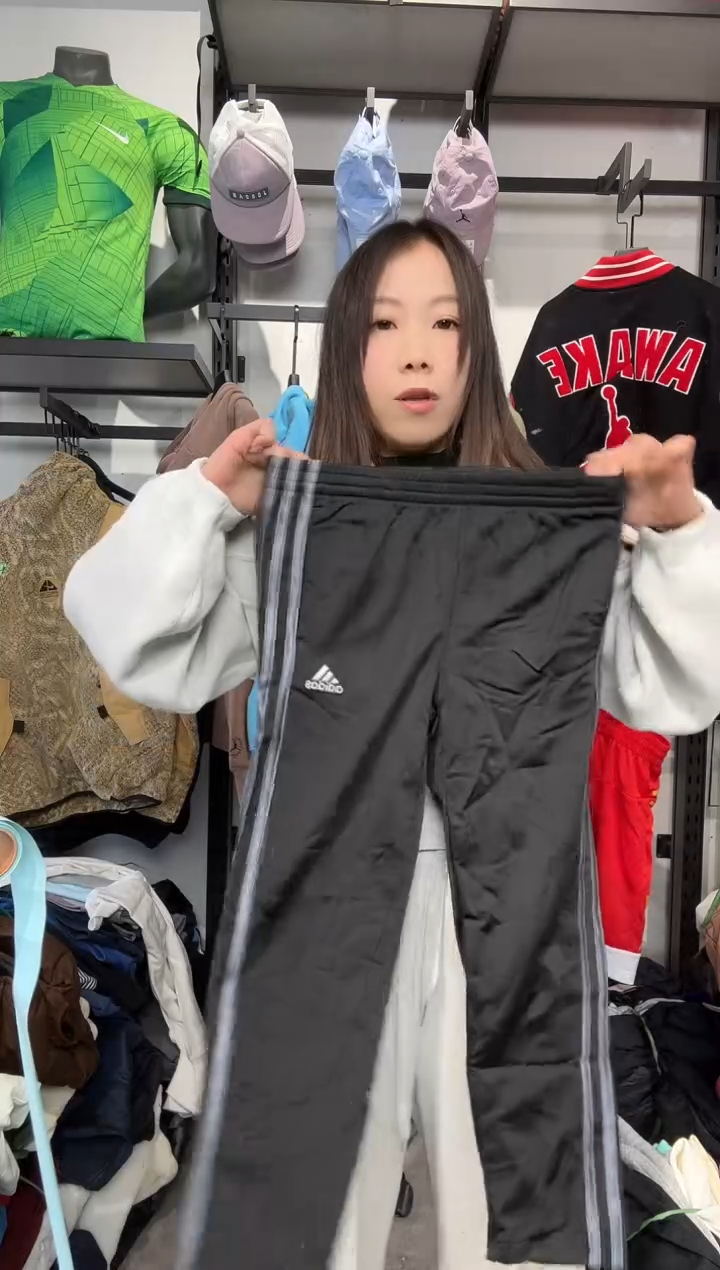 1634闪购编码  阿迪运动卫衣裤以直播间过款为准 尺码.