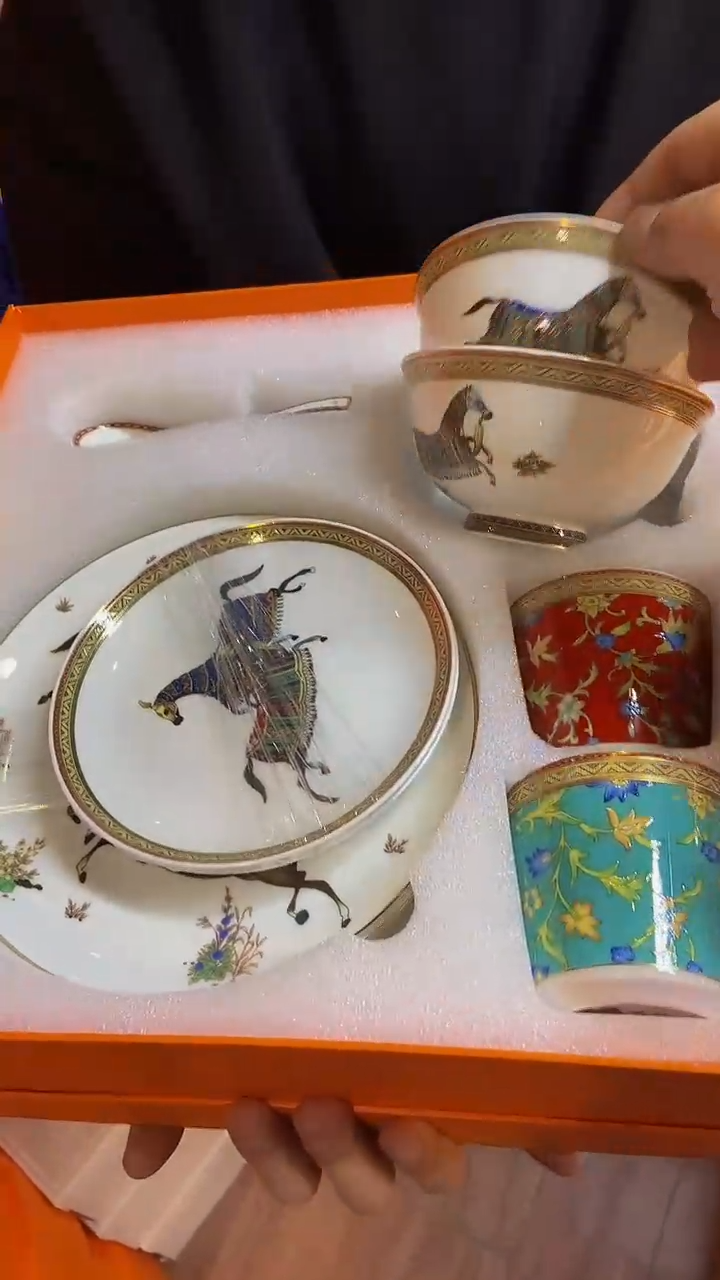 【闪购商品】鸿辉家品牌瓷器，京东包邮！