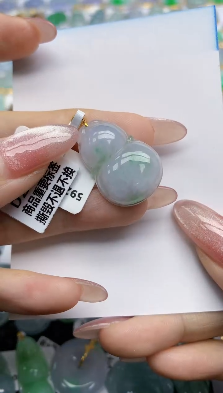 【闪购商品】翡翠挂件18K金镶嵌31天然翡翠A货