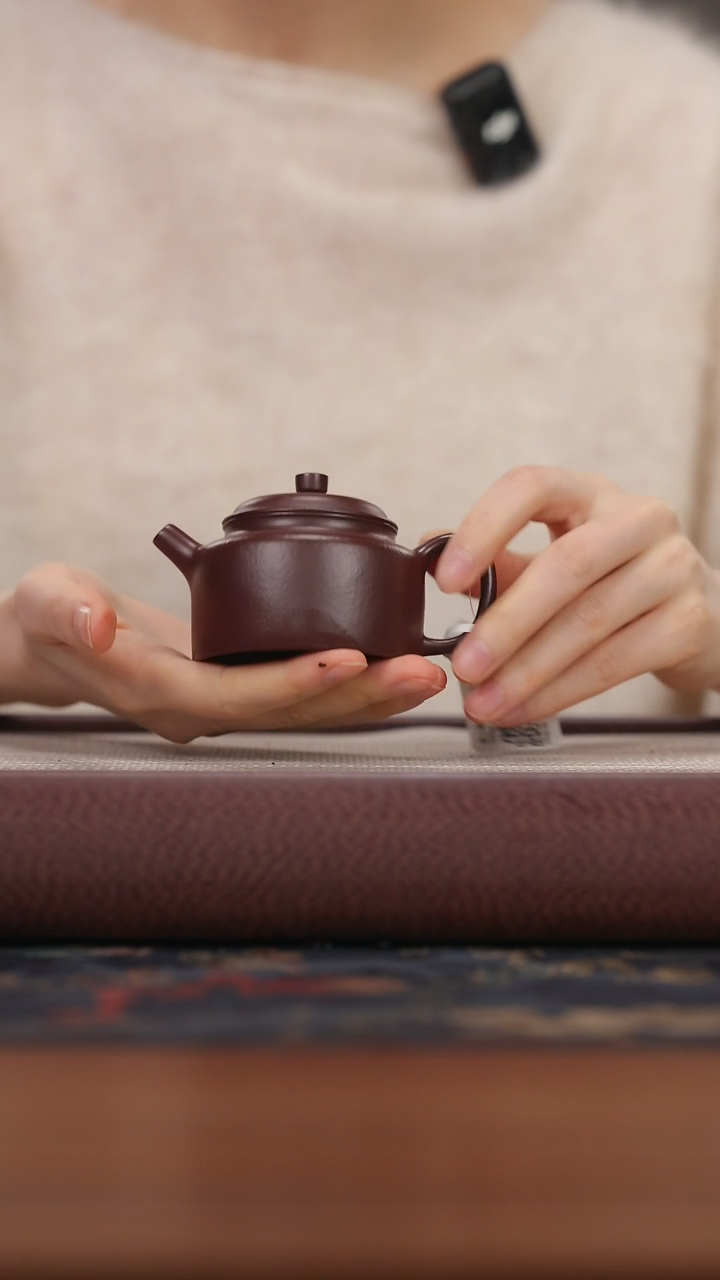 【闪购商品】紫砂茶壶观己 紫袍玉砂 德钟120cc