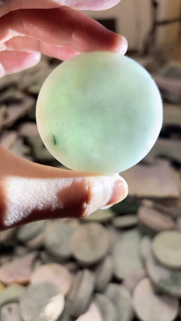 【闪购商品】翡翠颈饰未镶嵌A货吴玉253