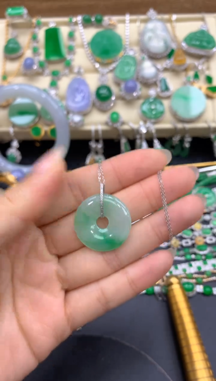 【闪购商品】翡翠颈饰18K金镶嵌324-中国好珍宝
