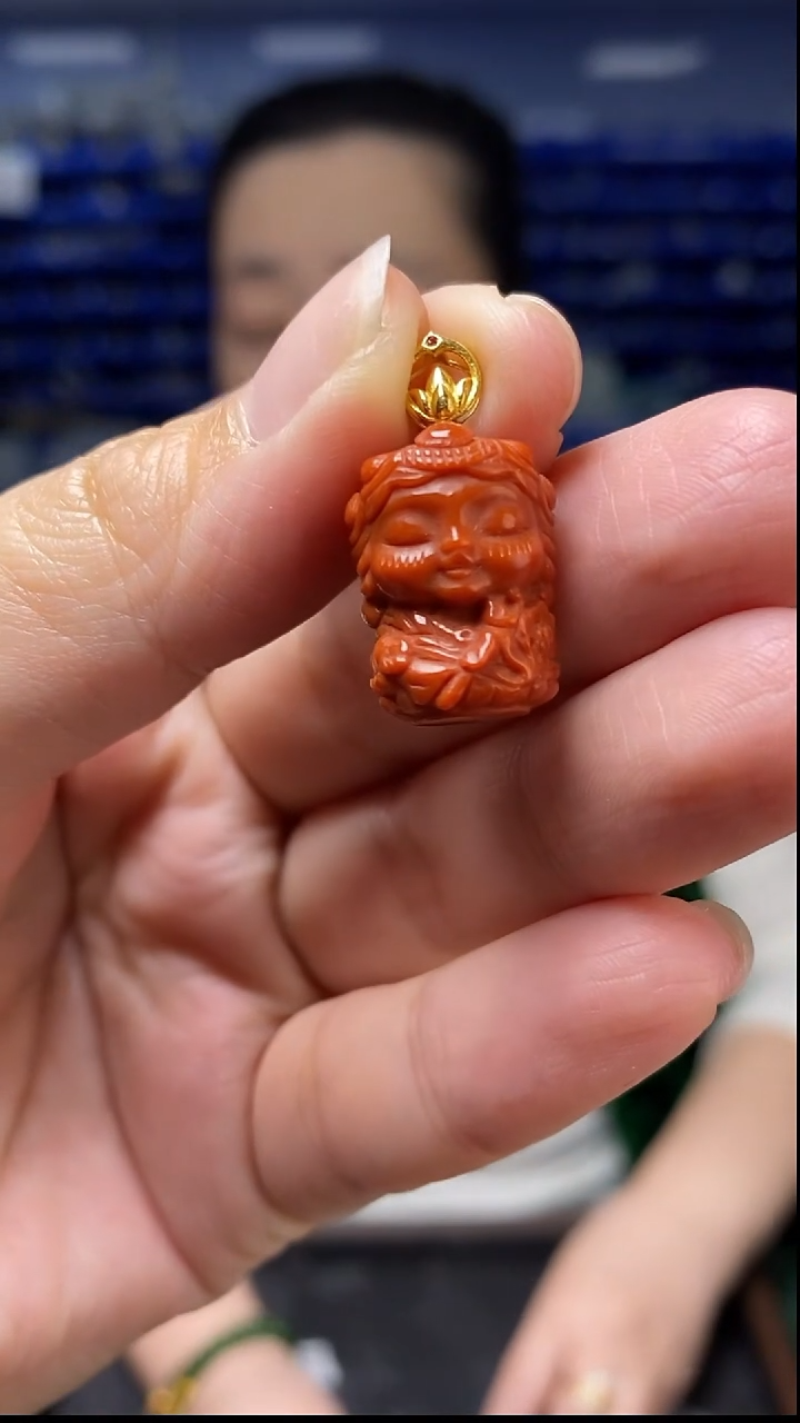 吊坠(不含链)18K金镶嵌南红玛瑙DZ4179