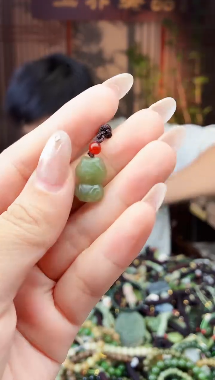 颈饰未镶嵌和田玉多样性发货拍一发一