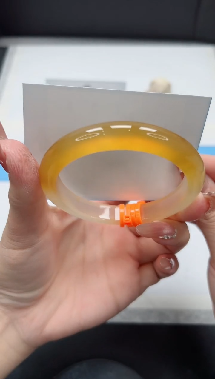 【闪购商品】石英质玉手镯未镶嵌196/香槟60