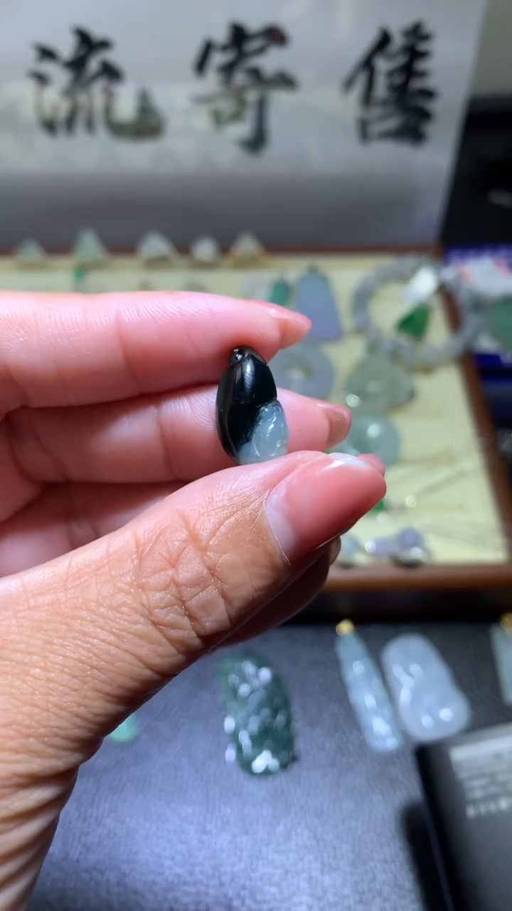 【闪购商品】翡翠颈饰未镶嵌0127天然缅甸翡翠A货