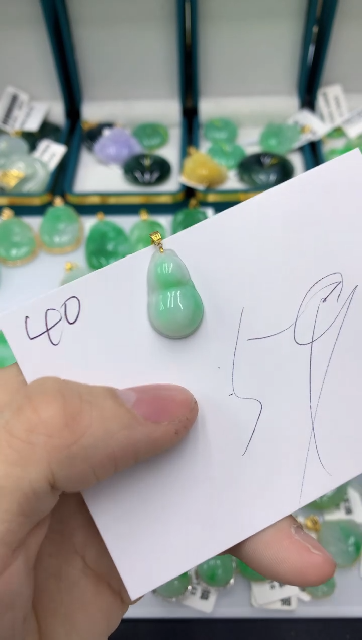 【闪购商品】翡翠颈饰18K金镶嵌11111111111