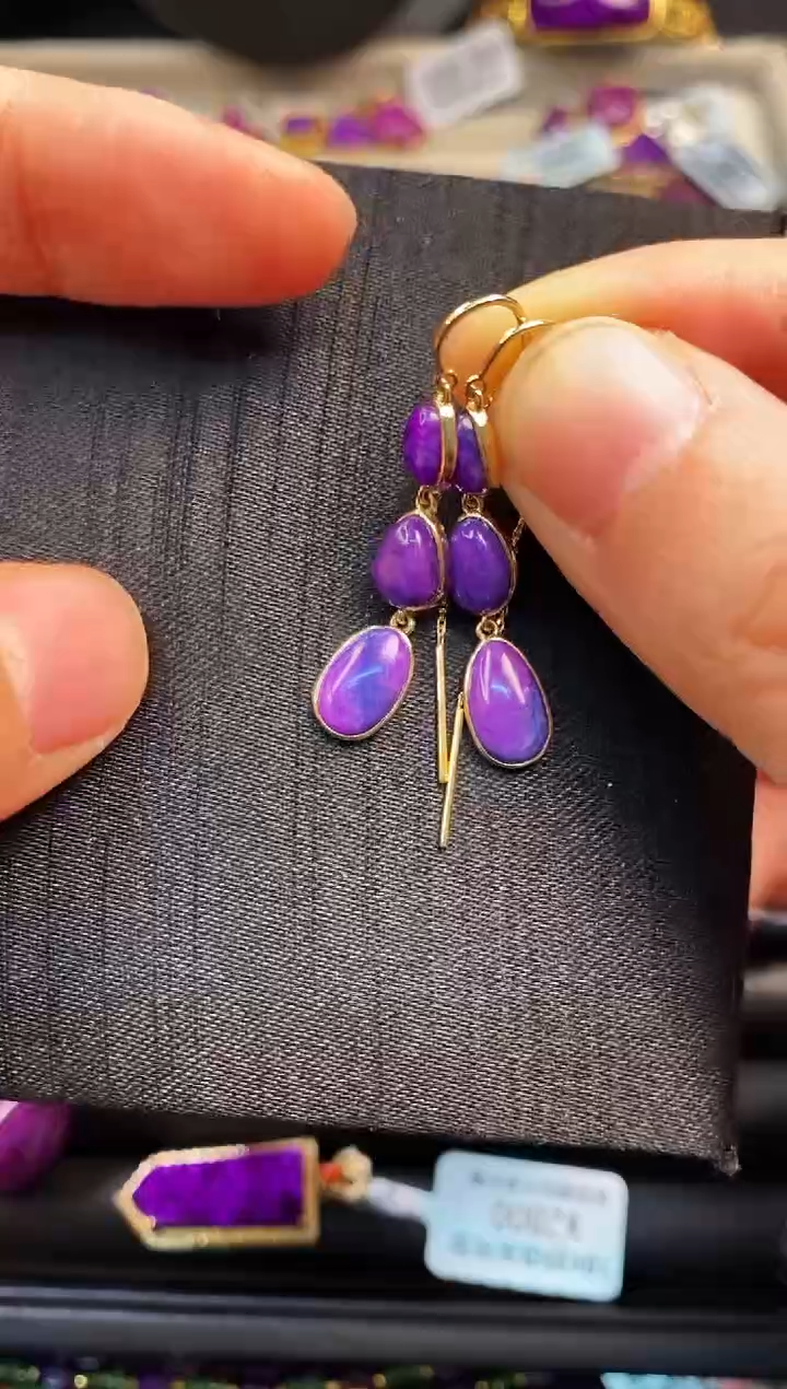 苏纪石（舒俱来）18K金镶嵌耳饰1