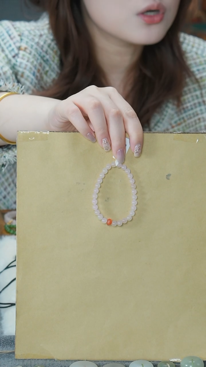 【闪购商品】和田玉颈饰未镶嵌藕粉珠串手链（卡6mm）