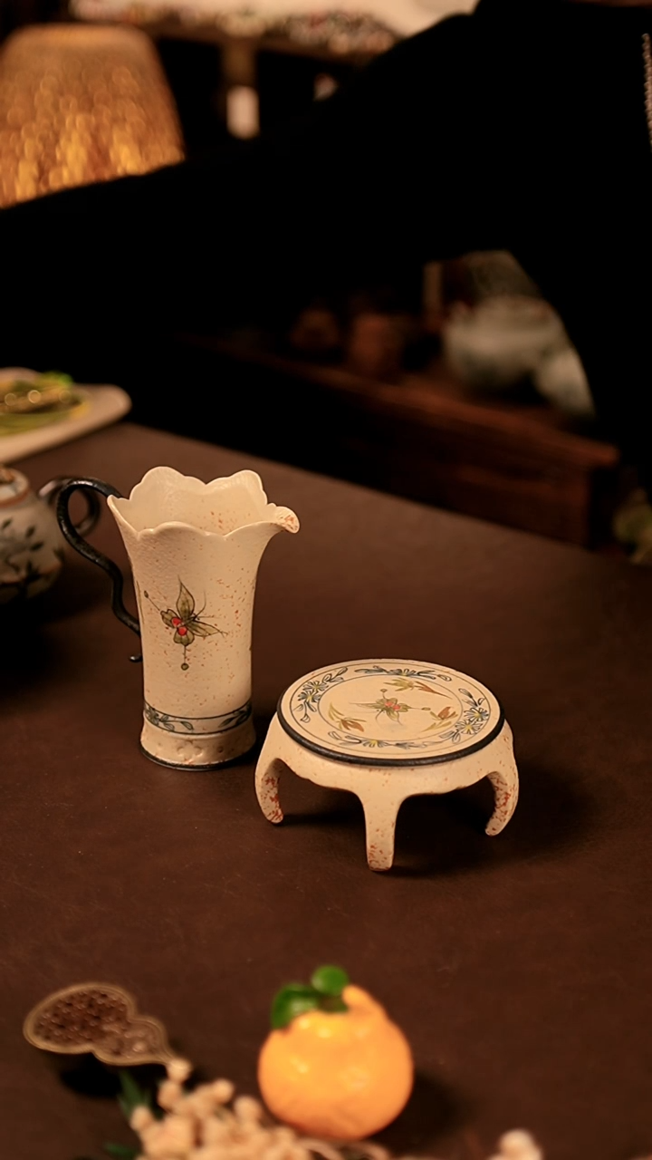 【闪购商品】闪购冲冲冲 青花蝴蝶兰花一套