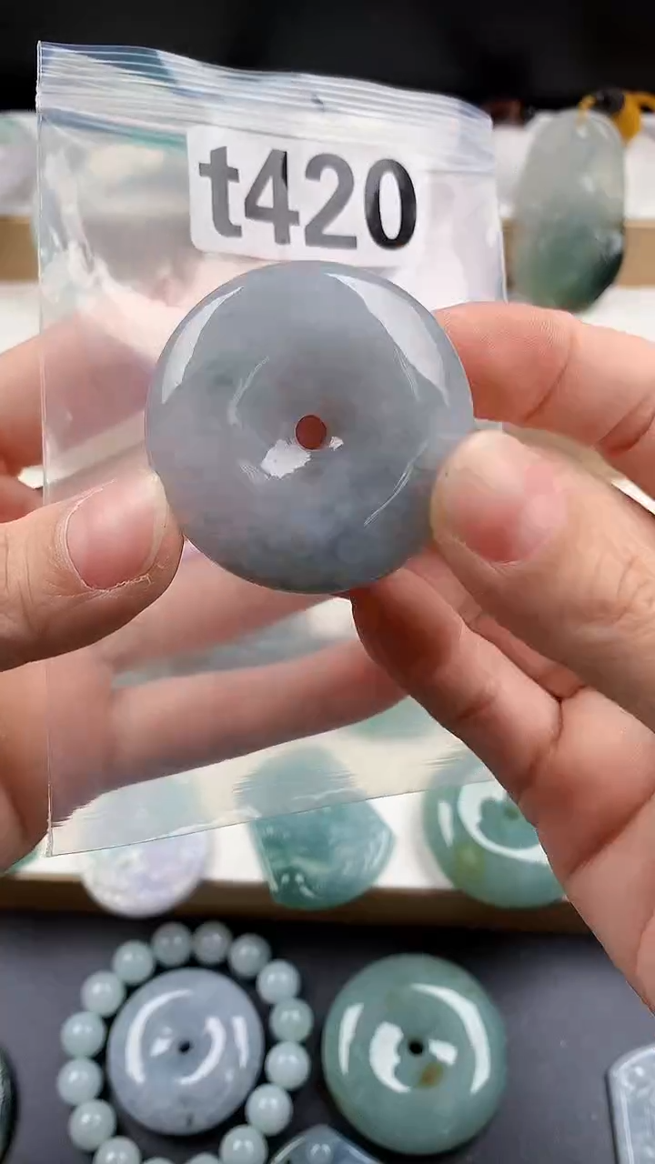 颈饰未镶嵌翡翠天然翡翠吊坠挂件