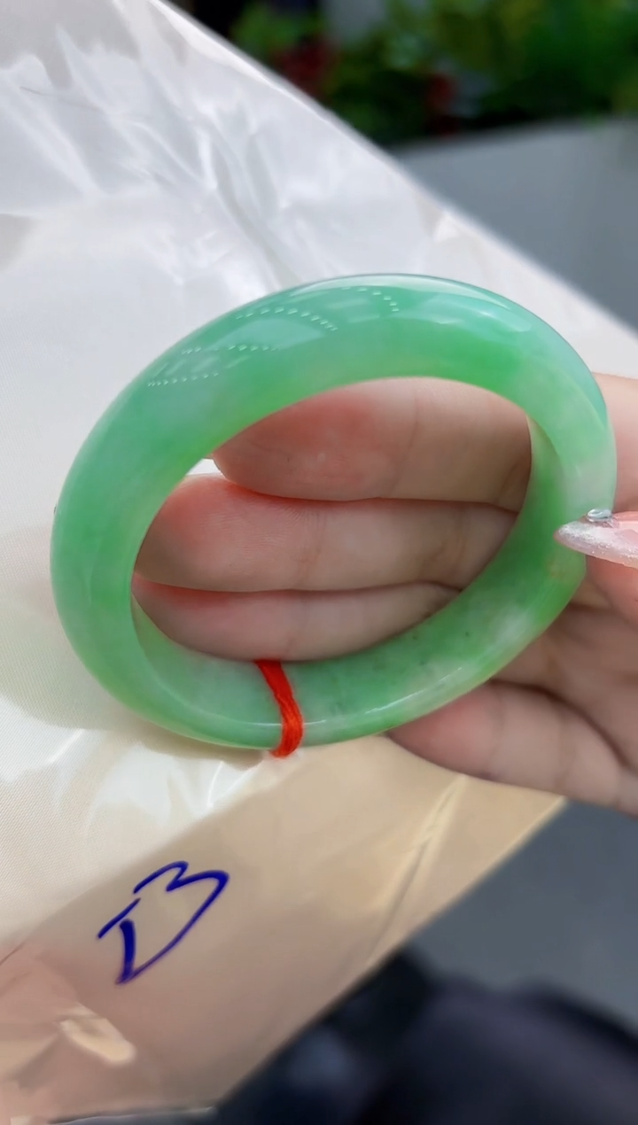 【闪购商品】翡翠手镯未镶嵌翡翠手镯