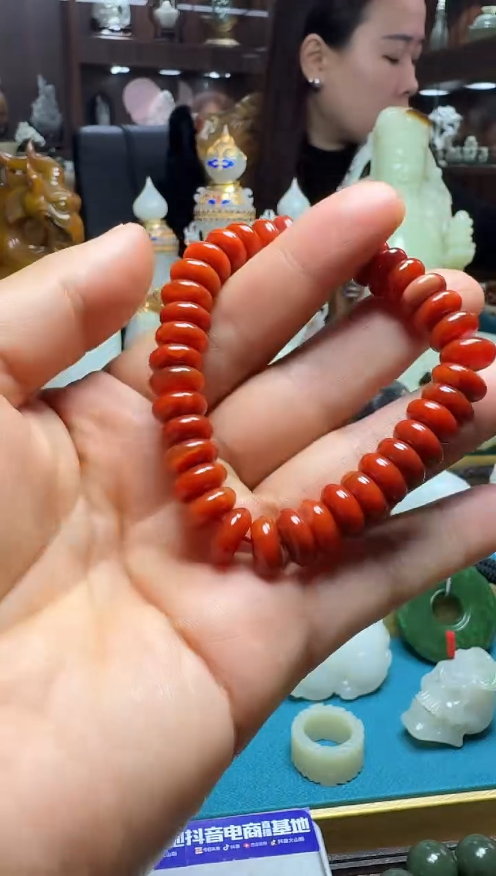 【闪购商品】和田玉颈饰未镶嵌手串