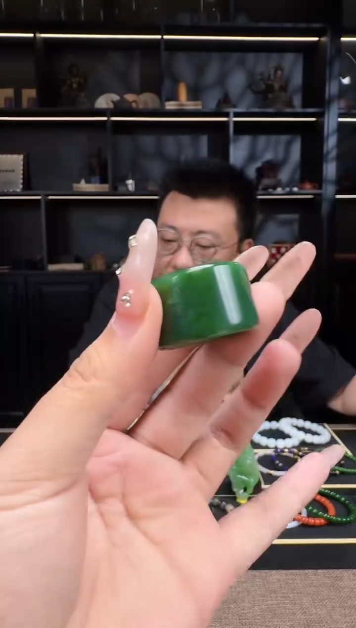 和田玉未镶嵌颈饰碧玉扳指内径21+mm