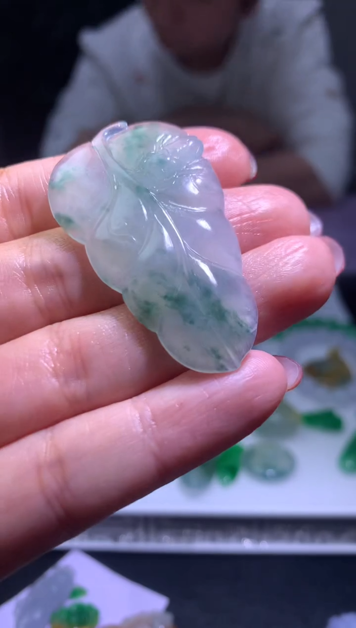 【闪购商品】定制翡翠未镶嵌毛货