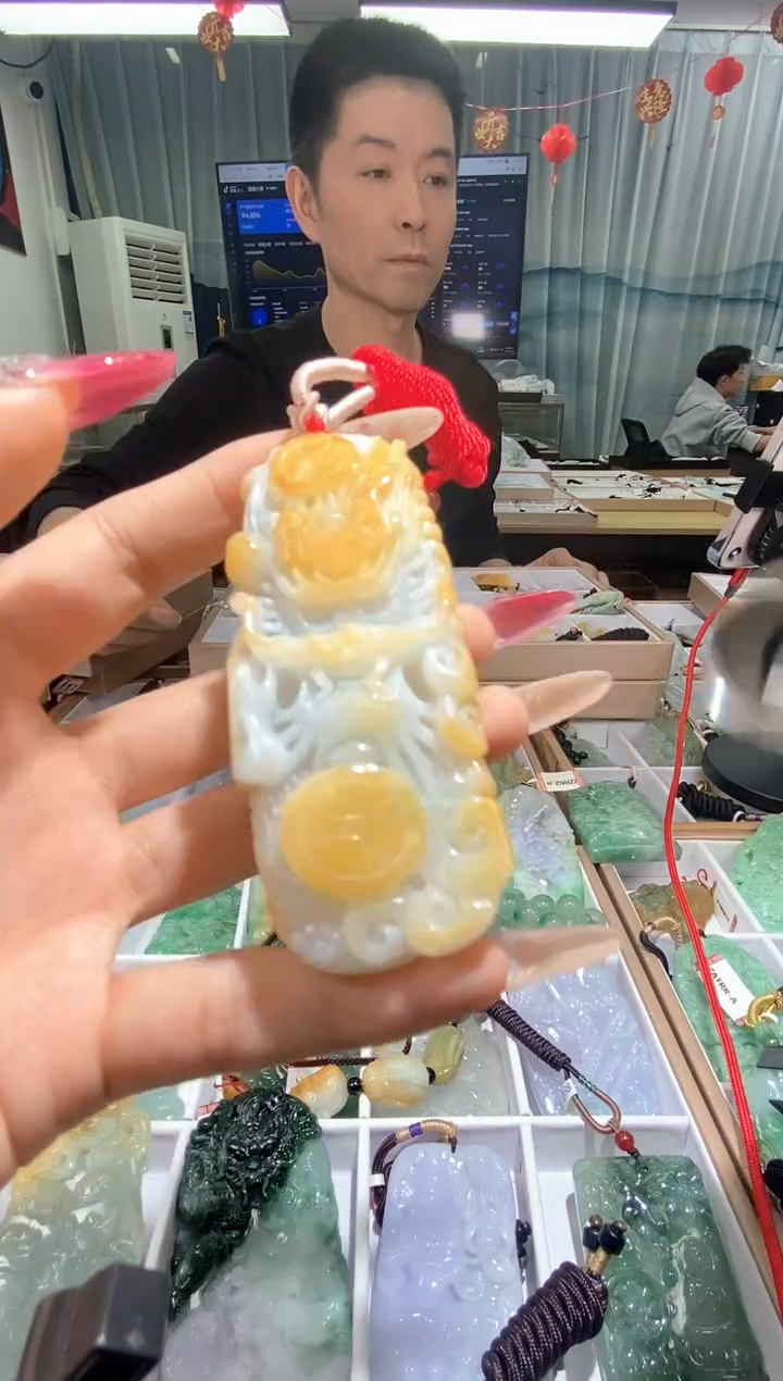 【闪购商品】翡翠颈饰未镶嵌天然缅甸翡翠A货未镶嵌