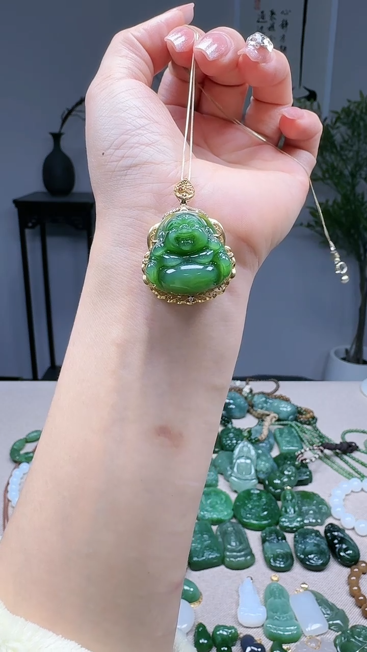 吊坠(不含链)18K金镶嵌和田玉1