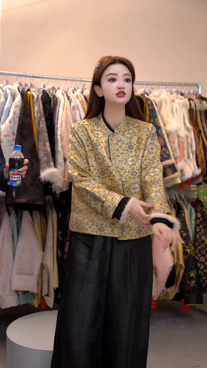 清仓不退不换君子纤真丝女装