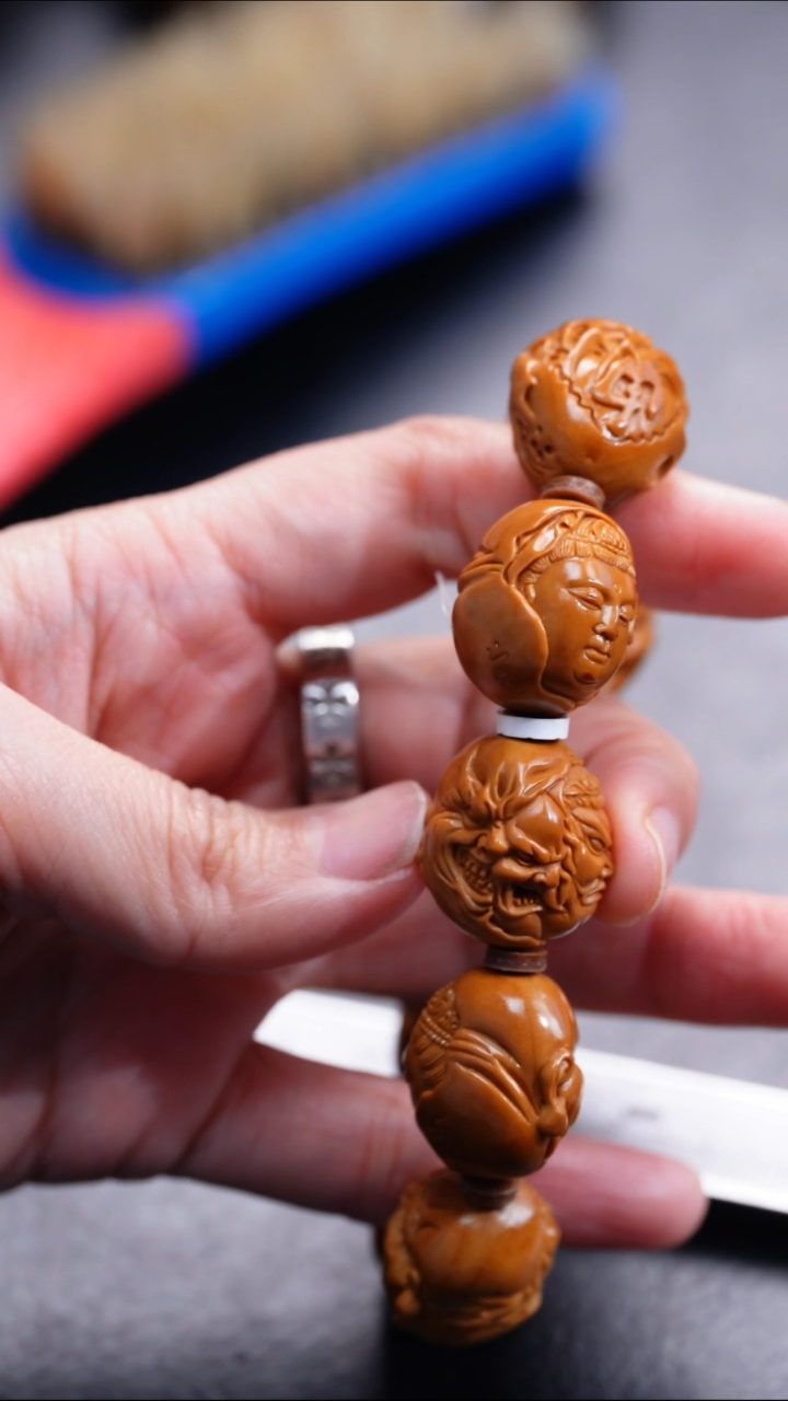 【闪购商品】橄榄核吊坠橄榄核