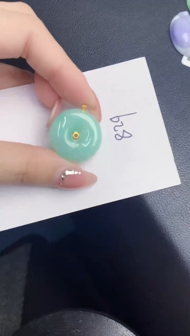 【闪购商品】翡翠颈饰18K金镶嵌000000000