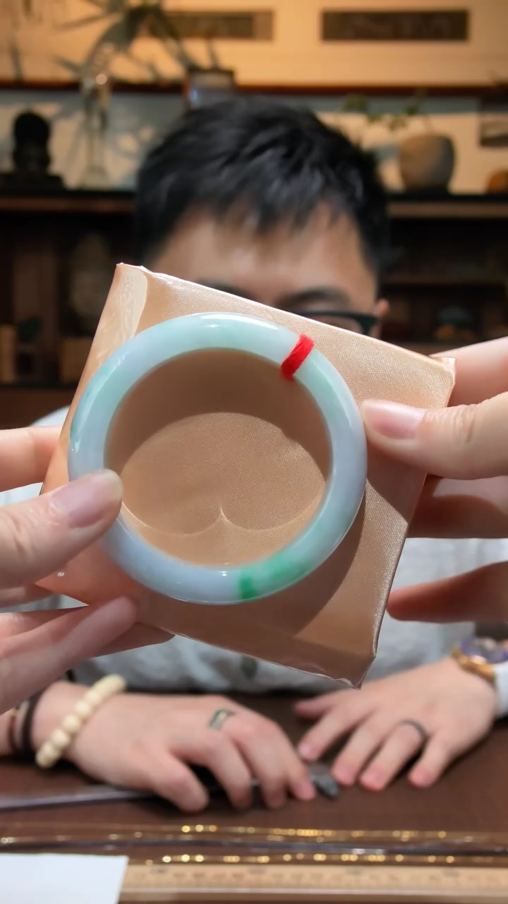 翡翠手镯未镶嵌01翡翠手镯YD
