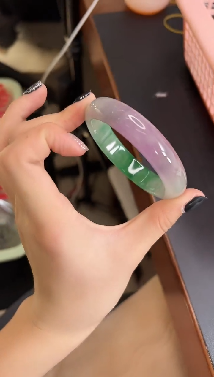 精品手镯礼盒装，一物一拍：91