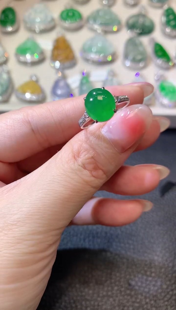 【闪购商品】翡翠戒指18K金镶嵌C31 翡翠