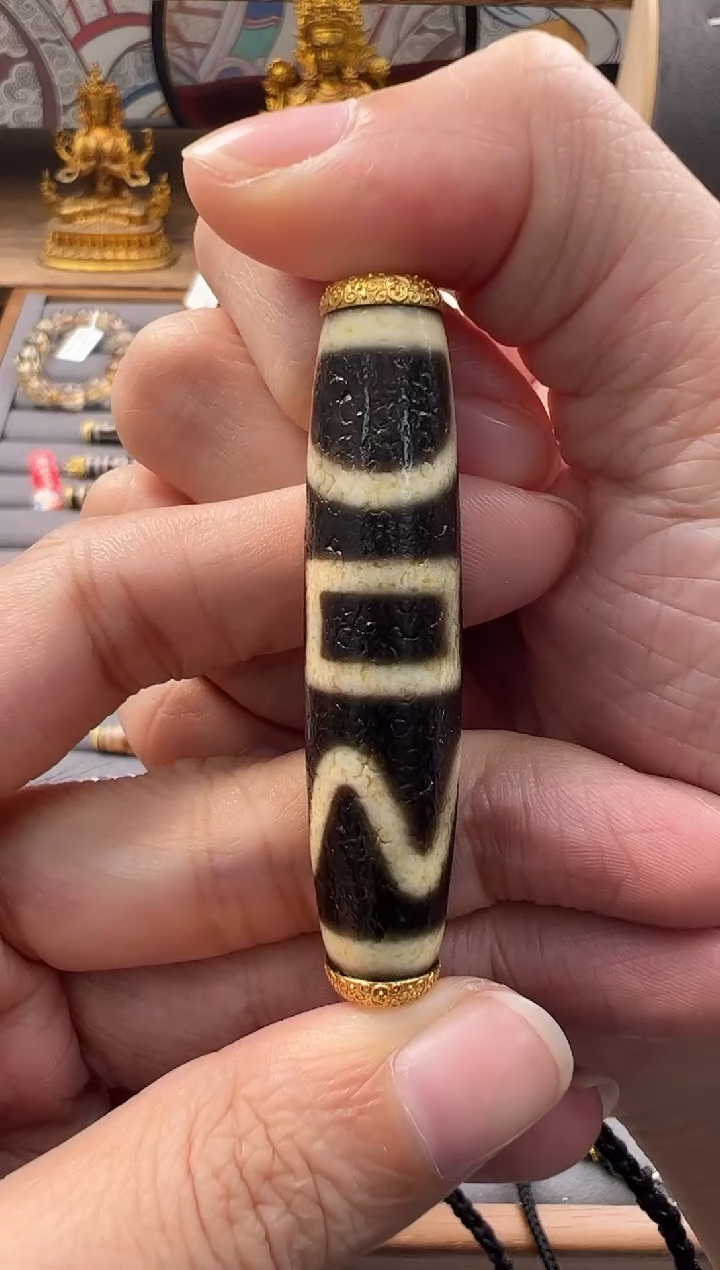 【闪购商品】玛瑙挂件18K金镶嵌吊坠