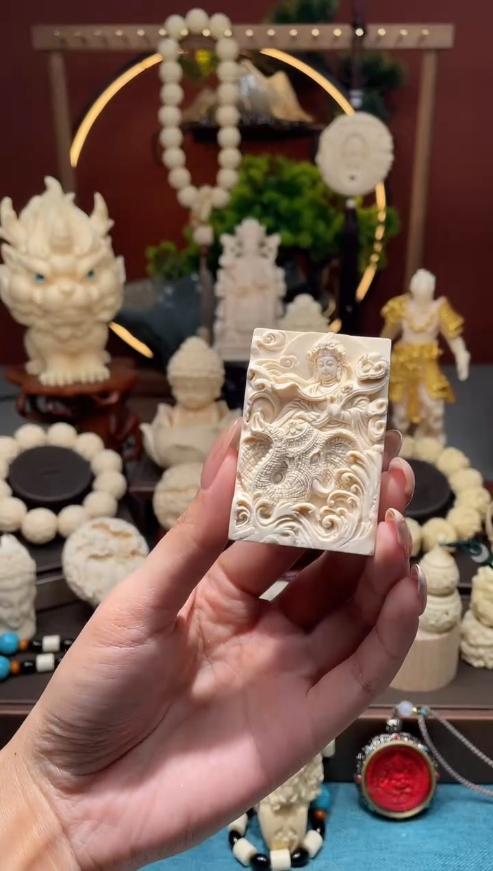 【闪购商品】菩提根/象牙果吊坠【重工版】普贤