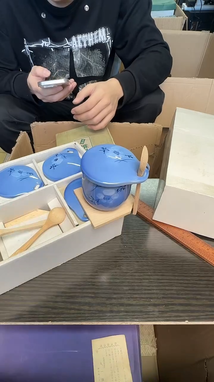 瓷片一套瓷器瓷器瓷器