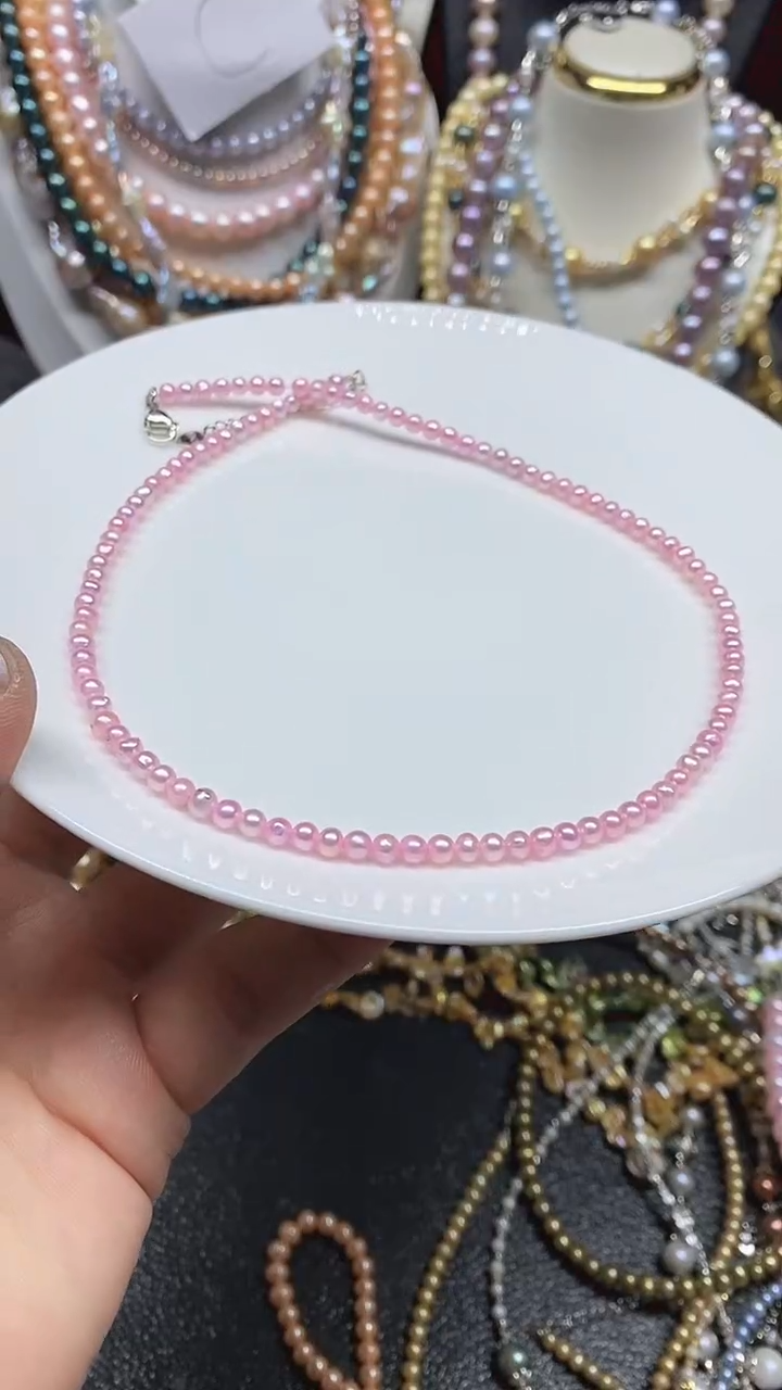 淡水珍珠未镶嵌颈饰多人