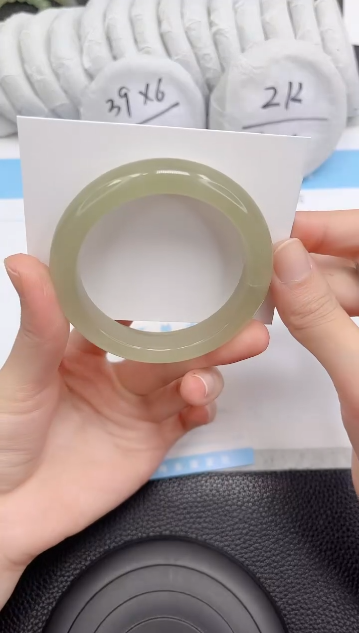 未镶嵌手镯石英质玉78-56.7