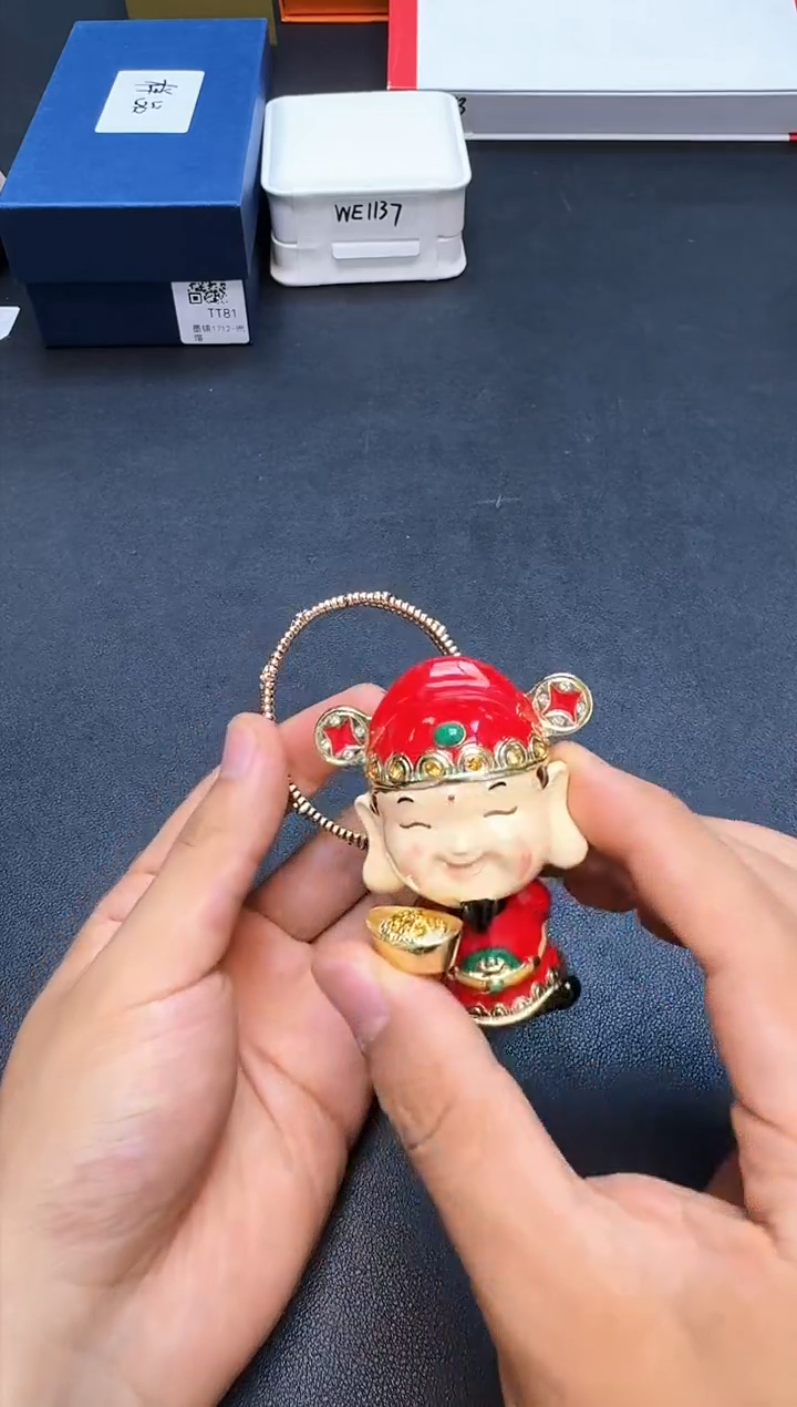 瓷片全新正品一件不留@@WE1165