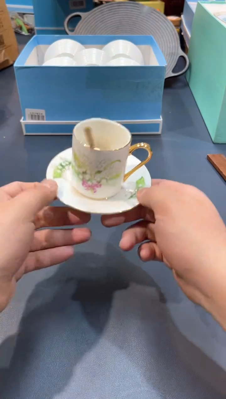 【闪购商品】碗F749全场正品，京东包邮