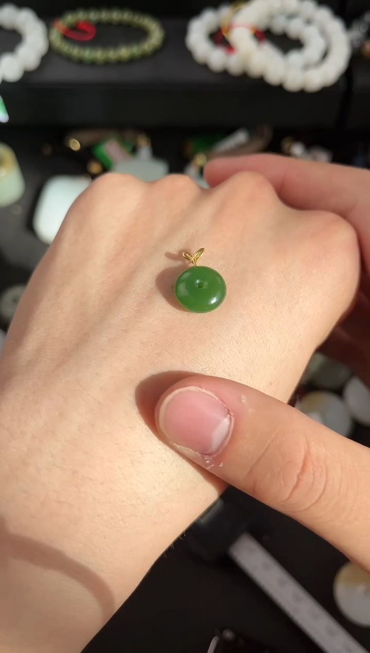 【闪购商品】和田玉吊坠未镶嵌俄碧吊坠小平安扣微色差