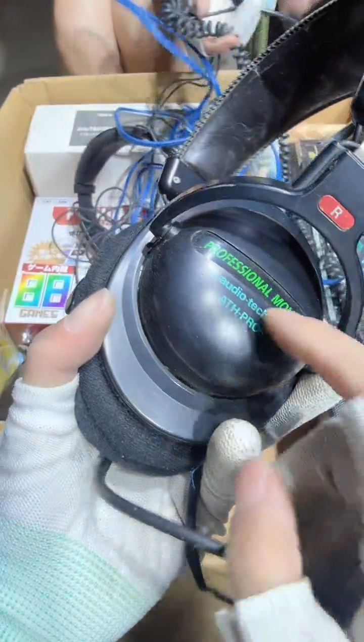 瓷片原****元  739中古商品，瑕疵品，不保好坏。