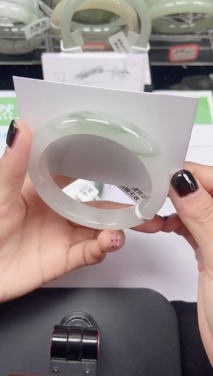 未镶嵌手镯石英质玉140-60/61