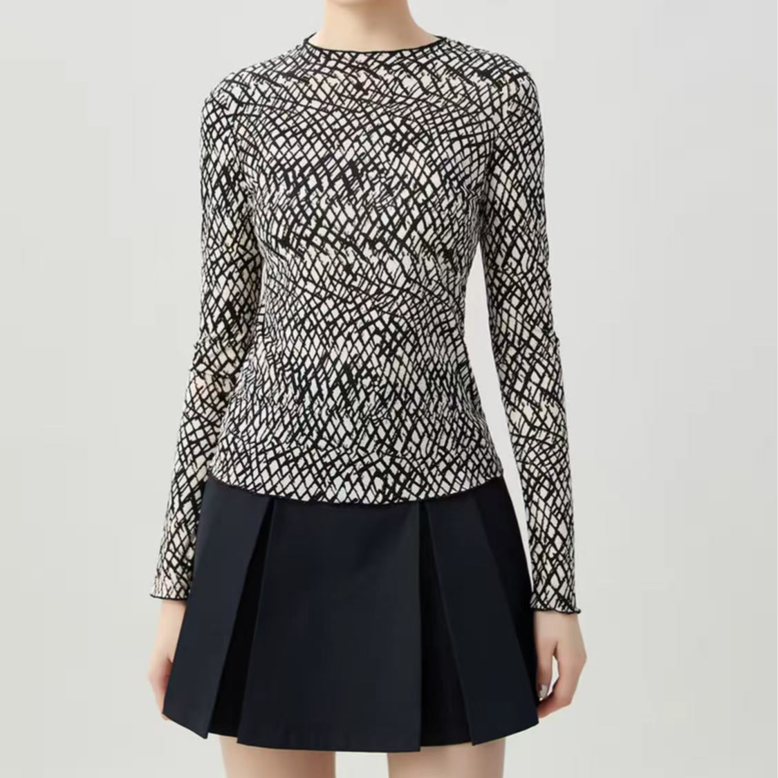 GIRDEAR/哥弟薄款弹力肌理感丝网衫国标小圆领修身长袖T恤1300909