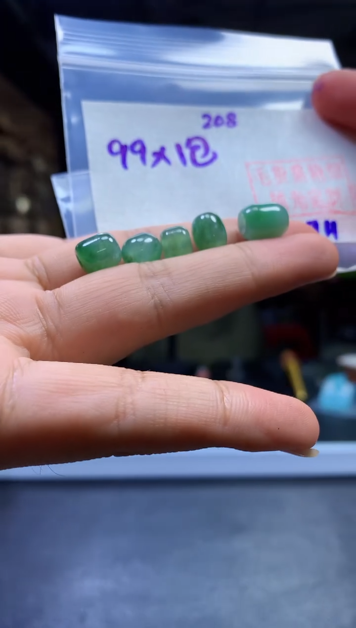 未镶嵌定制翡翠桶珠#99元-毛货需精细抛光一包