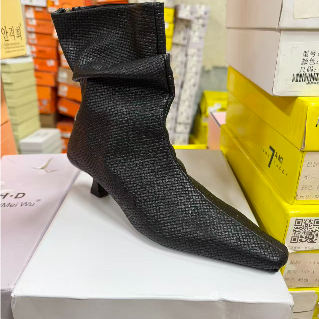 哈哈女鞋 韩风方根小踝靴2cm    BV2-3                         