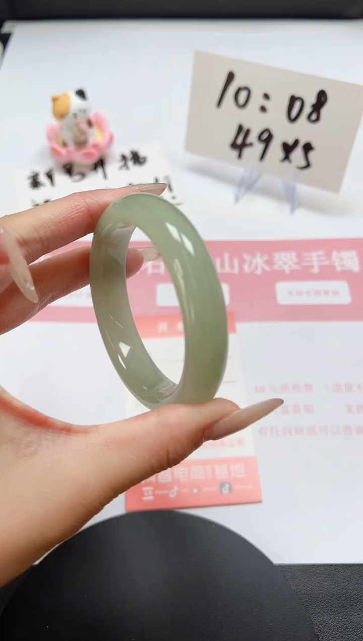 【闪购商品】石英质玉手镯未镶嵌A3-53.5