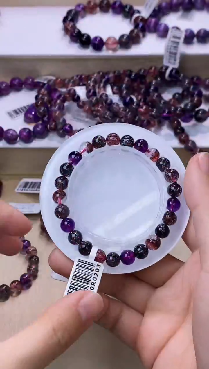 【闪购商品】水晶手链未镶嵌黑加仑超七7m+