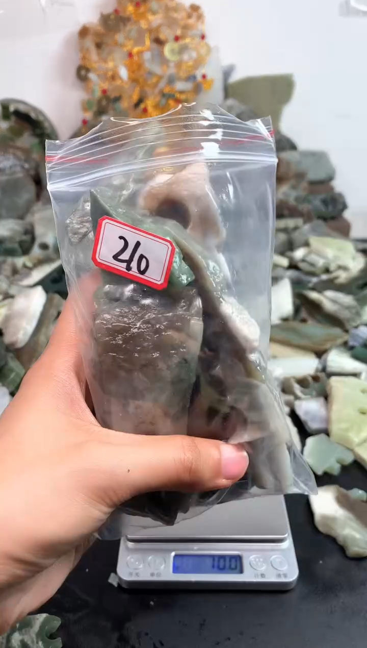 未镶嵌和田玉摆件210